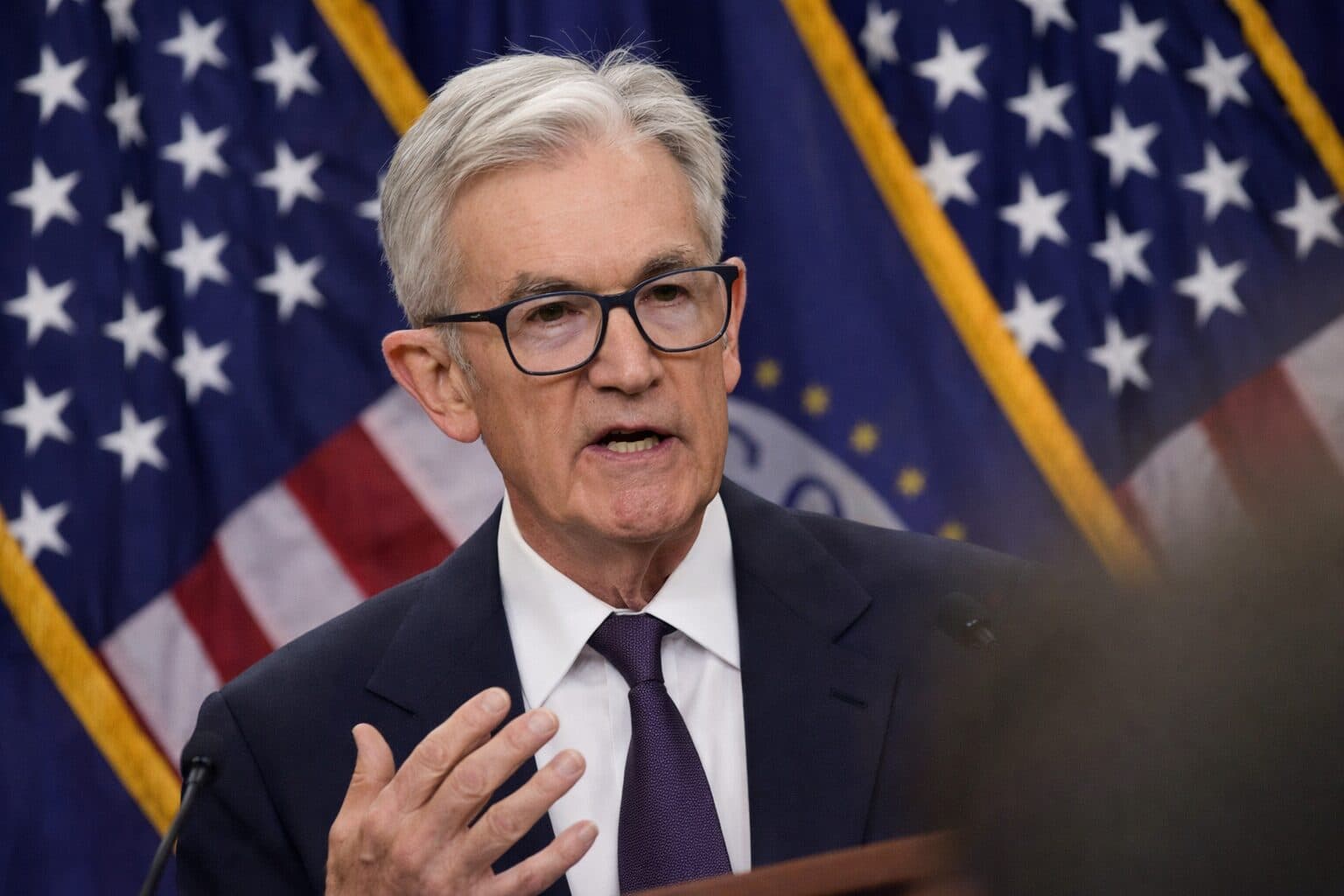 Bitcoin Holds Above $76,500 as ETF Outflows Continue Ahead of Key Fed Meeting