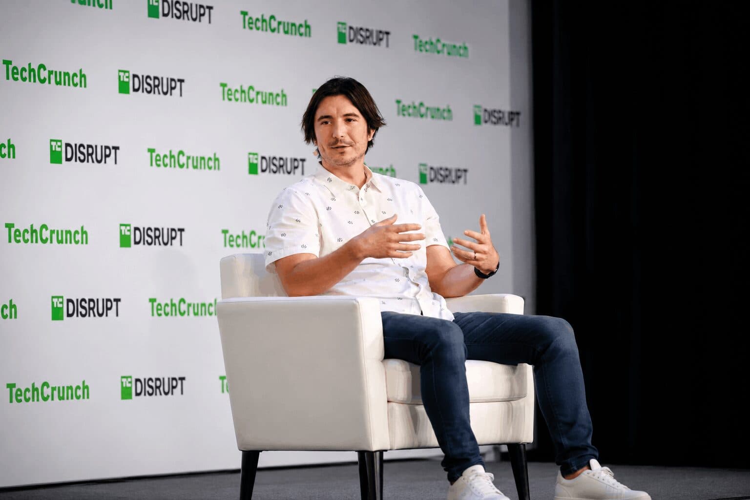 Robinhood CEO’s X Account Hacked to Push Fake Memecoin