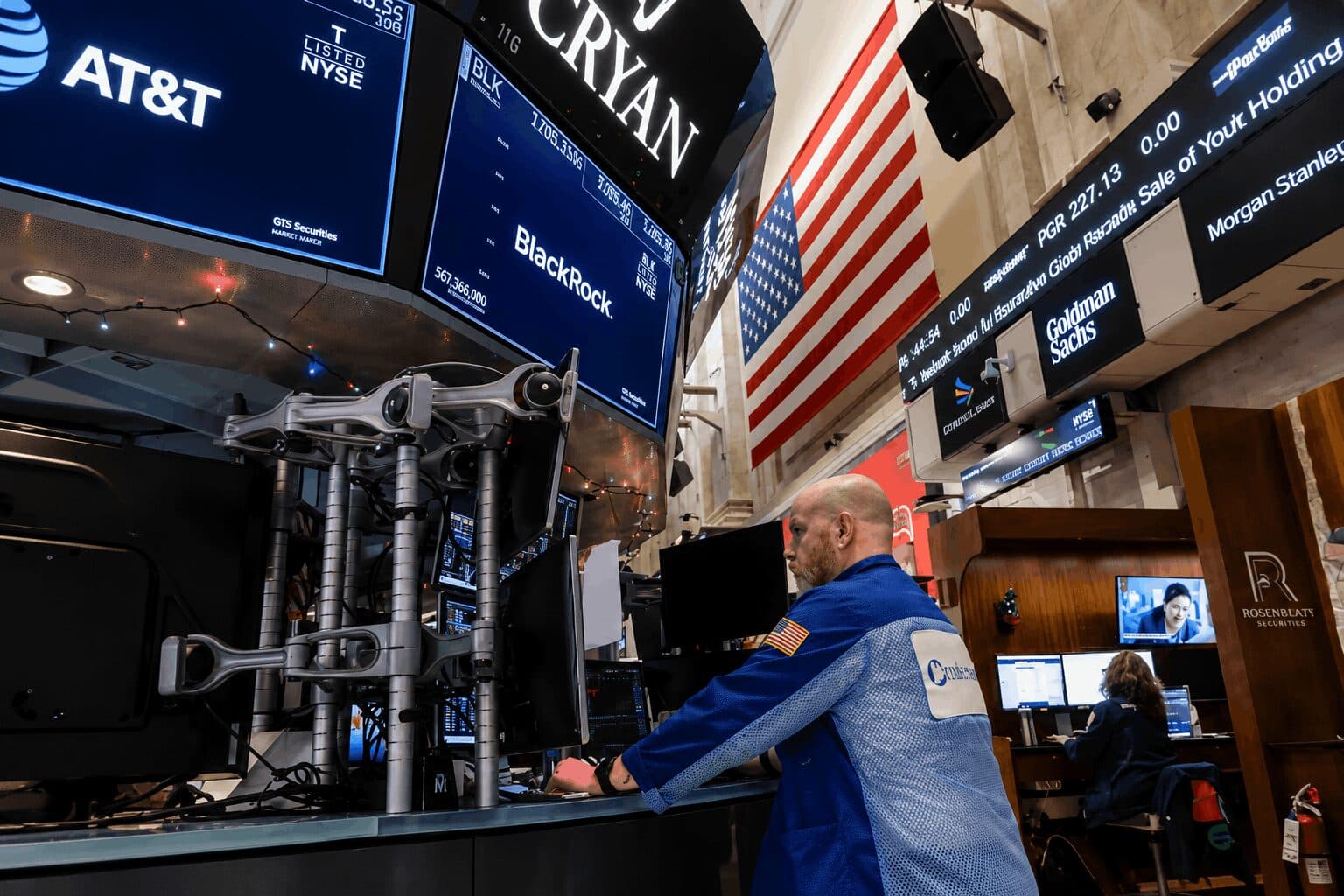 Bitcoin Futures Carry Trade Collapses Below Treasury Yields for Longest Stretch in Years